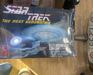 Vintage sealed star trek model 