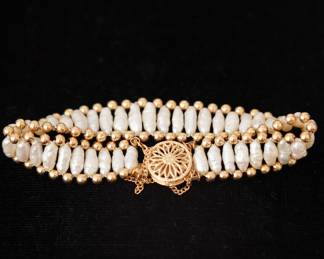 14 KT GOLD & PEARL BRACELET