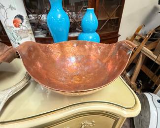 Large Ben & Lael Hand Hammered Copper Bowl