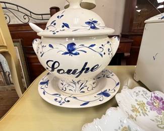 Blue/White Soup Tureen 