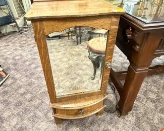 Small Oak Mirrored Cabinet