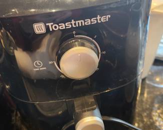 Toastmaster Digital Air Fryer. 