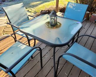 Garden Table and 4 Chairs. 