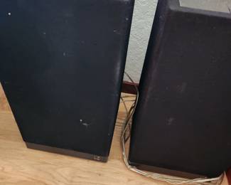 Speakers - KEF 303. 