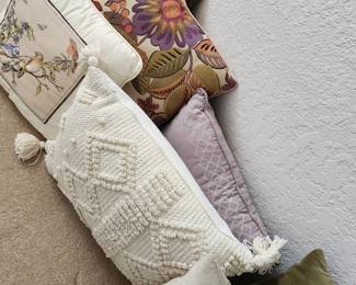 Decorator Pillows. 