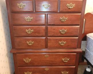 Broyhill chest