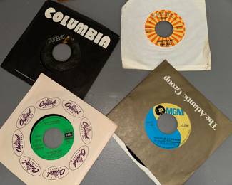 Mel Tillis, Poni-Tails, Cliff Richards, Razzy Bailey 45 Records $4.00