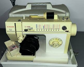 Singer Sewing Machine $30.00