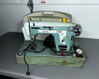 New Home Sewing Machine $30.00