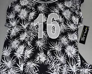 1X Black and White Shirt $5.00