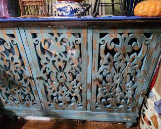 Sideboard/ cabinet