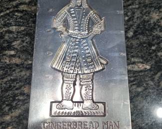 Virginia Metalcrafters cast aluminum gingerbread mold