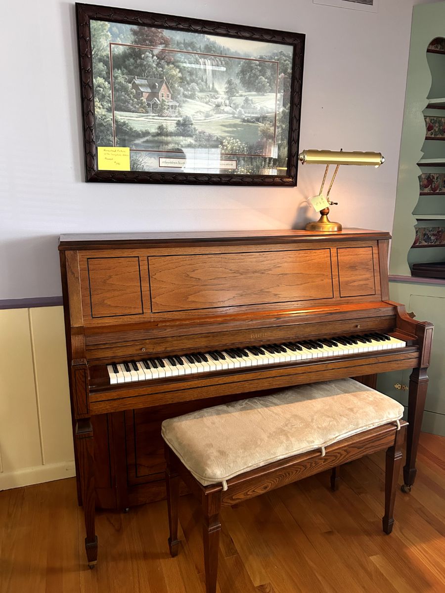 Everett Upright Piano w/Bench