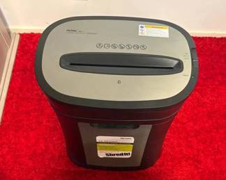 KVS076 - Royal 12 Sheet Paper Shredder