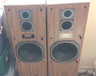 KVS005 Yamaha NS-A600 Floor Standing Stereo Speakers