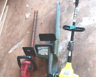 KVS040 RYOBI Gas Weedwhacker, Craftsman 22" Hedge Trimmer, & SDK Power Pro 18" Chainsaw
