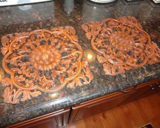 4 Vintage Wall Hangers