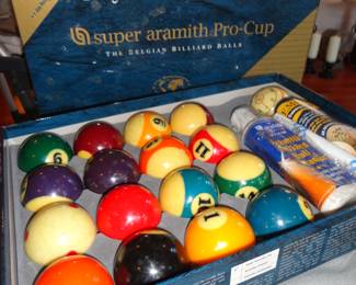 Super Pro Aramith Pool Balls