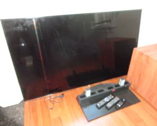 Samsung (2012) UN60ES8000F  60" TV with Stand