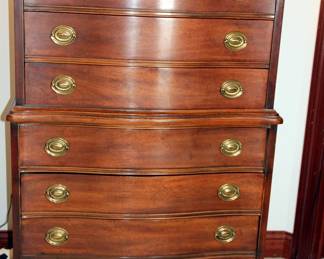 Dixie Chest of Drawers

