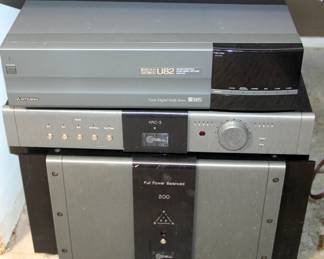 Krell KRC-3 Amplifier, Mitsubishi U82 Twin Digital Swift Servo SVHS

