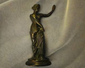 Bronze Statue of Venus of Capua Signed "F. DeLuca "        10 inch
