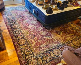 Wool hand knotted wool rug 
