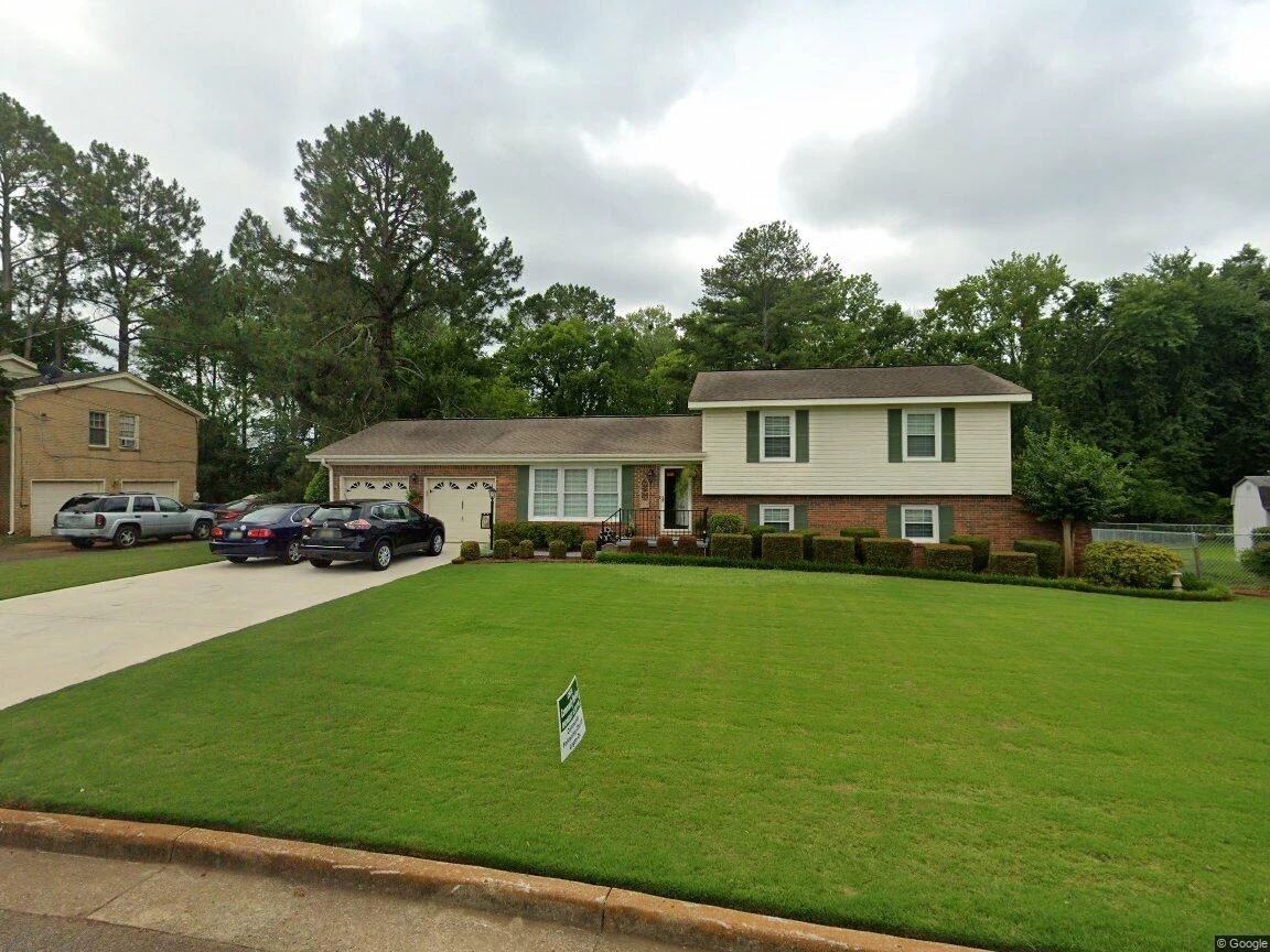 Lauderdale road streetview