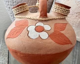 Floral pottery decor