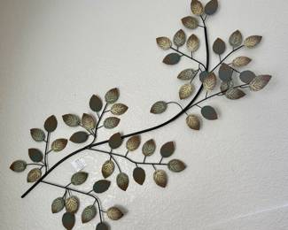 Metal wall leafy decor
