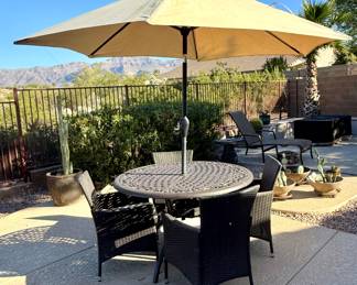 Outdoor patio set