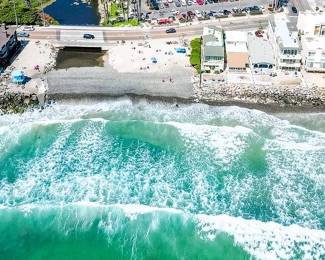 BID on this Beach Home with Rooftop Deck. Beach home in southern California right near the beach. Walk to beach, coffee shops, restaurants and shopping. Have coffee or dine on the beautiful rooftop. Starting Bid $300,000. Call Joe for info and to place a bid: 480-577-8396