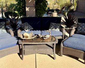Patio lounge set