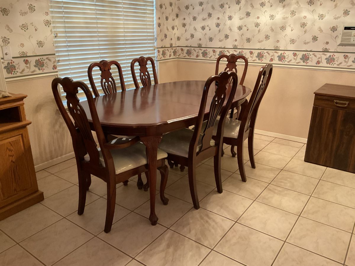 dark wood dinning table-73x41x30