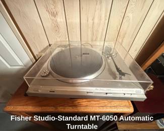Fisher StudioStandard MT Automatic Turntable