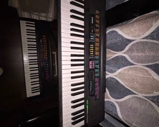 Casio CTKL Electronic Keyboard B