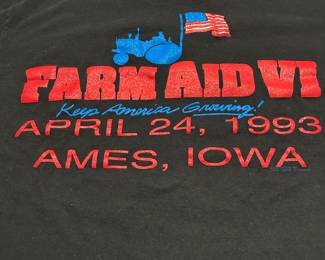 Farm Aid T-Shirt the back has Johnny Cash, Willie Nelson, Alice In Chains, Bryan Adam’s,
