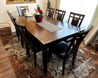 Dining room table and 8 chairs
