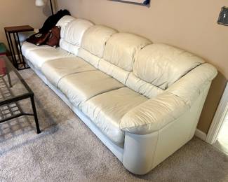 Sectional Couch with additional L-shape corner