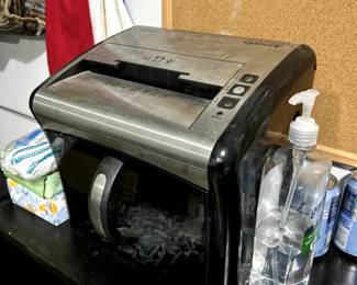 Paper shredder