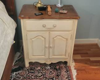 Ethan Allen  nightstand 