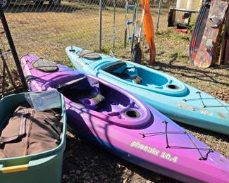 Kayaks 
