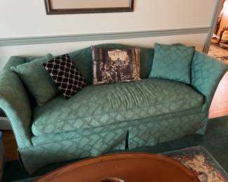 Lovely clean traditional couch