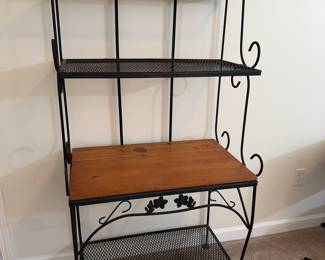 4 level baker's rack, some scratches on wooden work surface