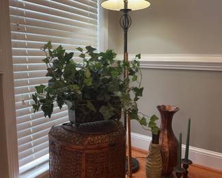 One photo of Ivy plant&nbsp;
One rattan storage trunk&nbsp;
One tall&nbsp;metal vase&nbsp;
One tall floor lamp
Two tall metal candlesticks,&nbsp;
One rustic rope wood vase
