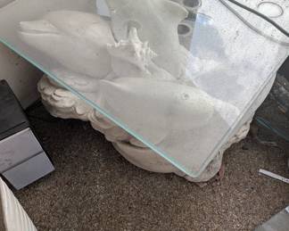 Dolphin table 