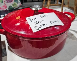 CAST IRON DUTCH OVEN