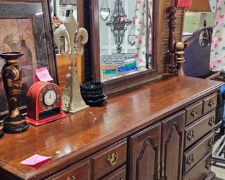 DRESSER WITH MIRROR