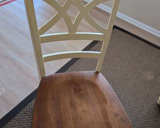 Dining room chair 