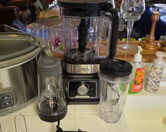 Ninja Foodie power blender and processor system